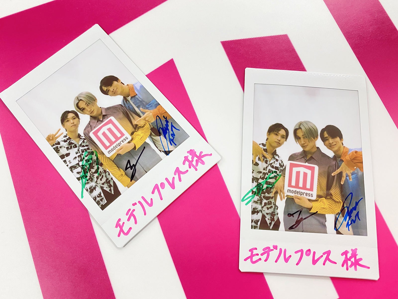 お茶目にポーズを決めてくれた3人でした（C）モデルプレス