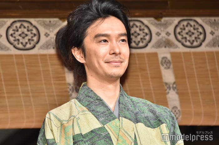 長谷川博己 (C)モデルプレス