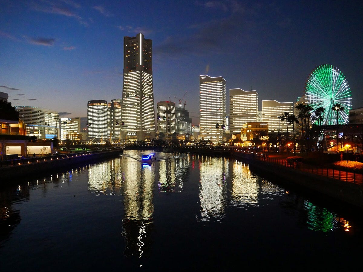約40のビル群がライトアップするイベント「TOWERS Milight “UP”」（画像は過去の様子）