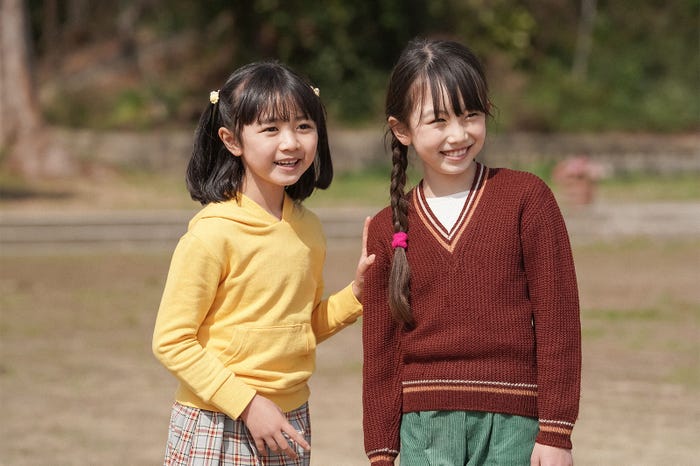 浅田芭路、大野さき/「舞いあがれ!」第15話(C)NHK