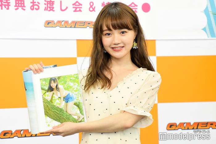 尾崎由香(C)モデルプレス