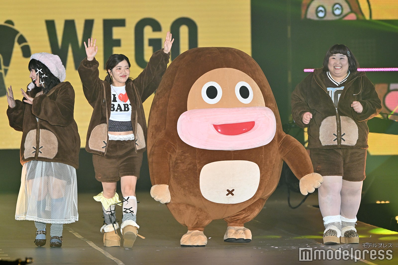 （C）モデルプレス