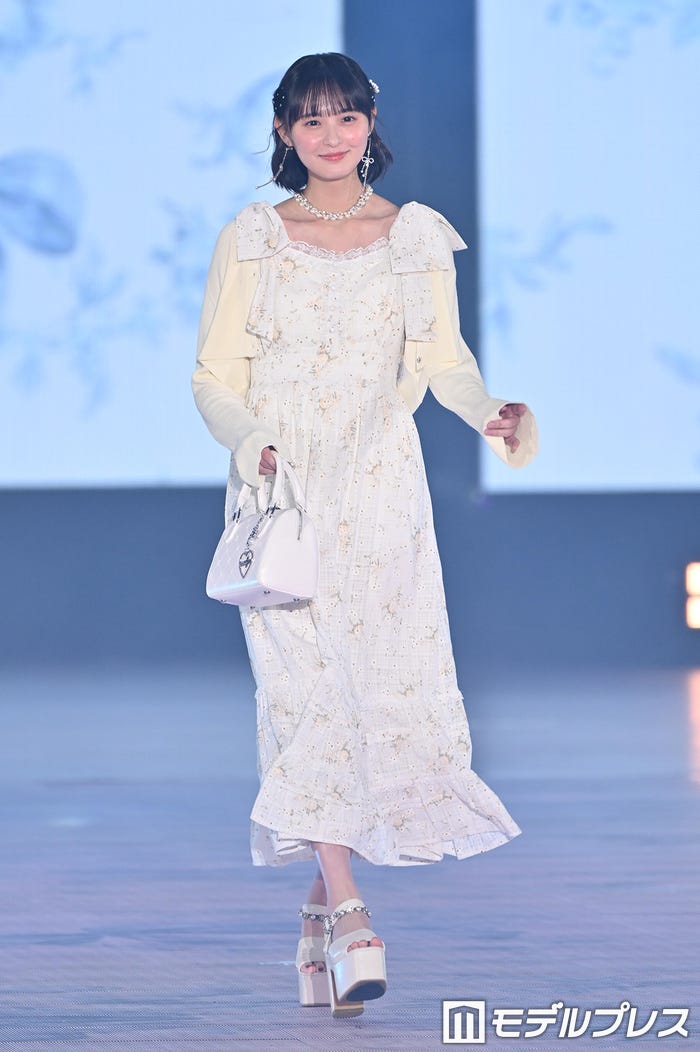 遠藤さくら(C)モデルプレス