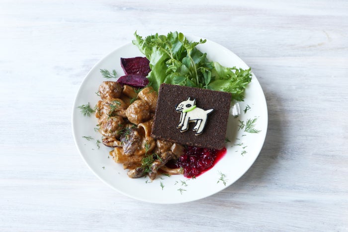 ボブプレート（C）LISA LARSON