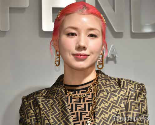 仲里依紗、息子との密着ショット公開「素敵すぎる」「2人とも幸せそう」の声