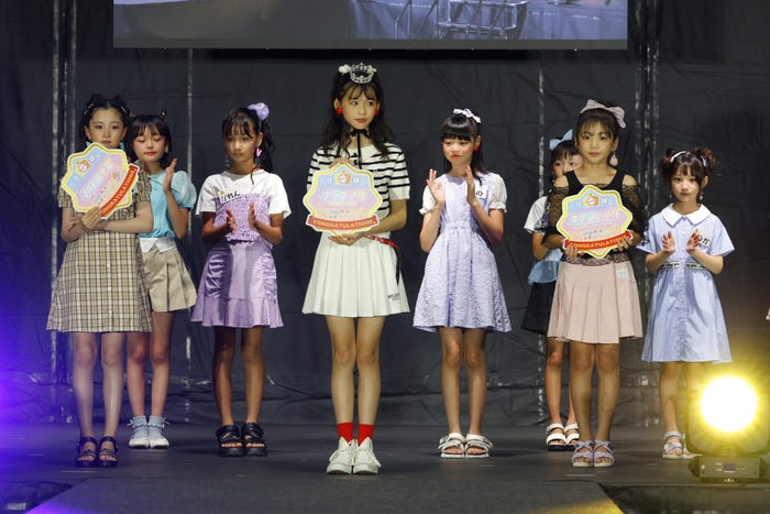 (左から)はなさん、なぎささん、みすずさん(提供写真)