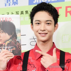 鈴木仁 割れた腹筋は 小学生くらいから 写真集の体作りを語る モデルプレス