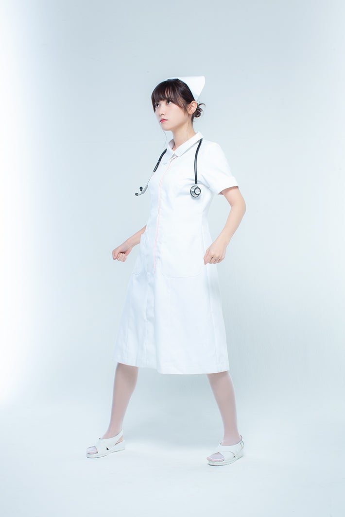 桃月なしこ（C）佐賀章広