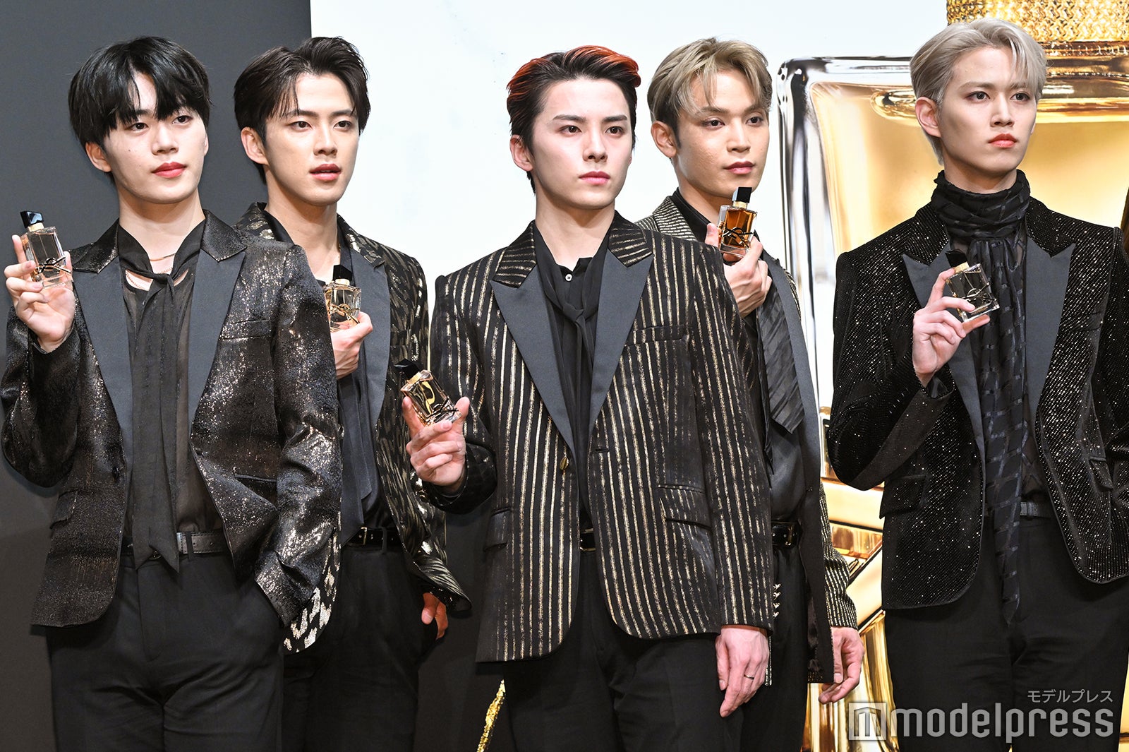 JO1（C）モデルプレス