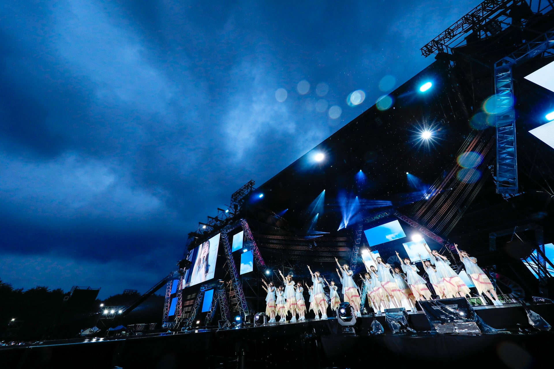 日向坂46「W-KEYAKI FES.」／撮影：上山陽介