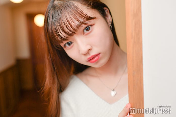 齋藤万莉奈(C)モデルプレス