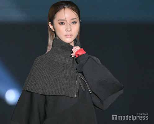 中町綾、ミニワンピ×レースタイツで美脚披露【TGC北九州2024】