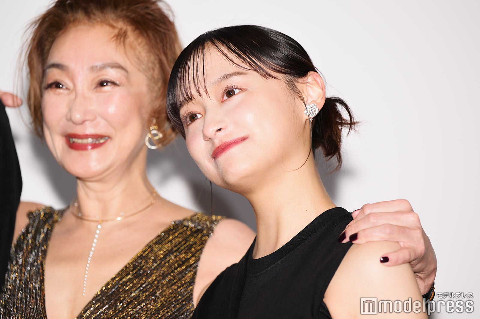 浅野温子、影山優佳（C）モデルプレス