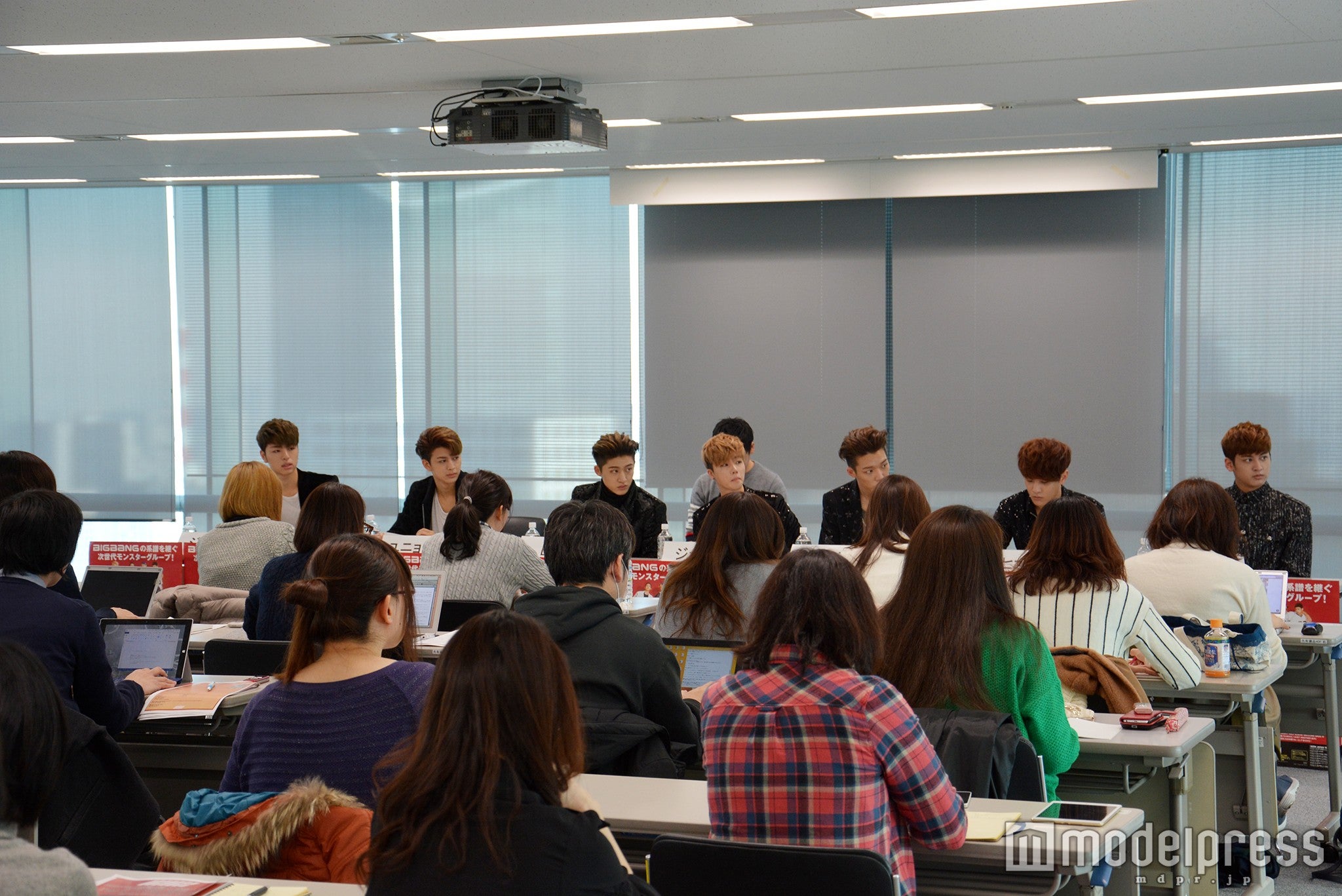 合同取材会の様子