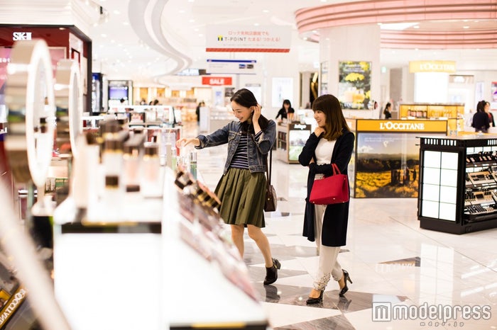 ロッテ免税店 東京銀座店 は日本人も買い物ok ブランド コスメもお得にゲット 女子旅プレス