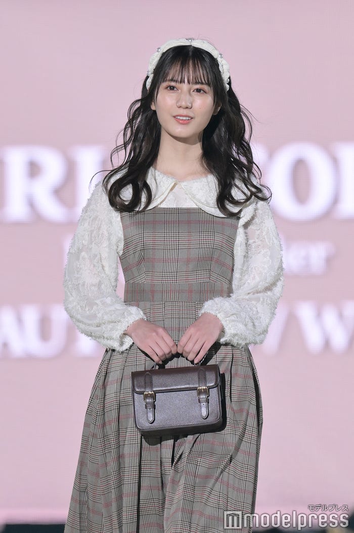 小坂菜緒(C)モデルプレス