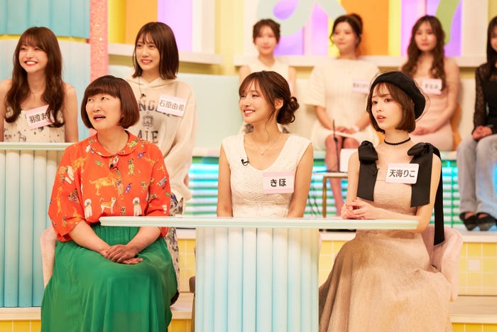 (左から)川村エミコ、きほ、天海りこ(提供写真)