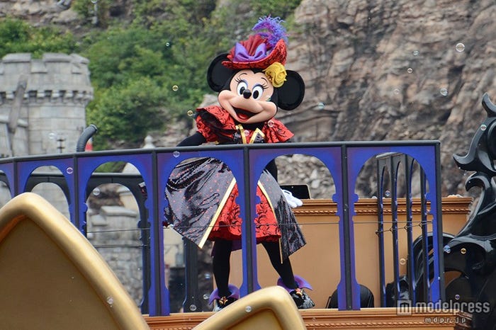 「ザ・ヴィランズワールド」ミニー