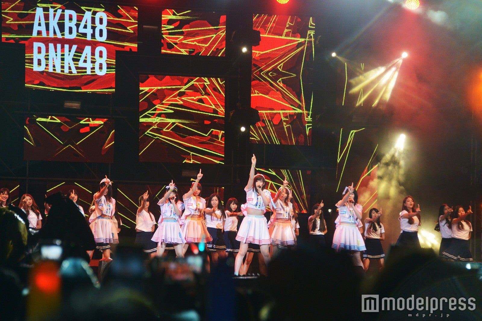 AKB48・チーム8×BNK48 （C）モデルプレス