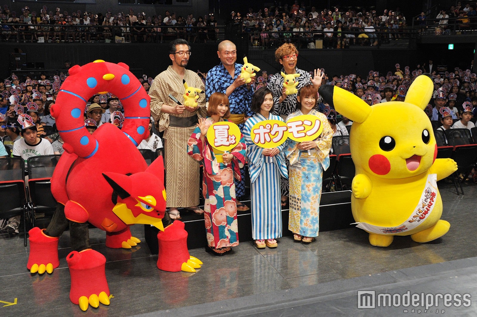 （上段左から）湯山邦彦監督、あばれる君、山寺宏一（下段左から）中川翔子、松岡茉優、松本梨香（C）モデルプレス