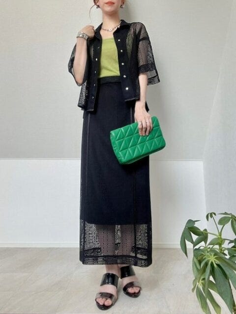 シアートップス　コーデ　夏