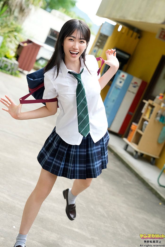 瑚々(C)LUCKMAN/ヤンマガWeb