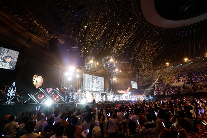 「チーム8結成4周年記念祭 in日本ガイシホール しあわせのエイト祭り」夜公演(C)AKS