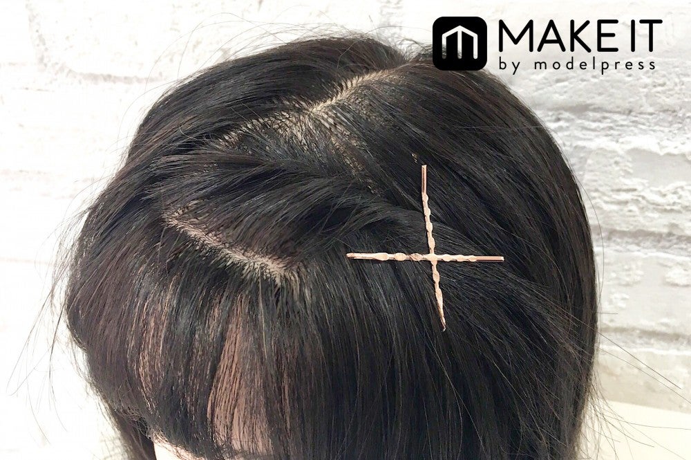 ボブヘアアレンジ1〈ヘアピンアレンジ〉 (C)メイクイット