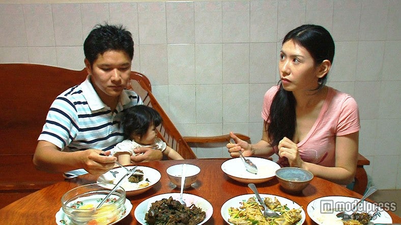 モニラさん、エミカちゃん、レナさん／画像提供：毎日放送