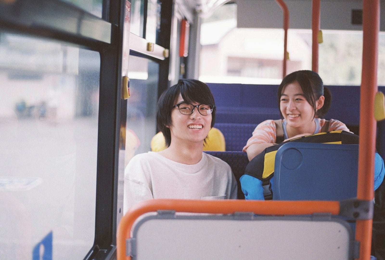 森七菜、奥平大兼 （C）オジロマコト・小学館／映画「君ソム」製作委員会