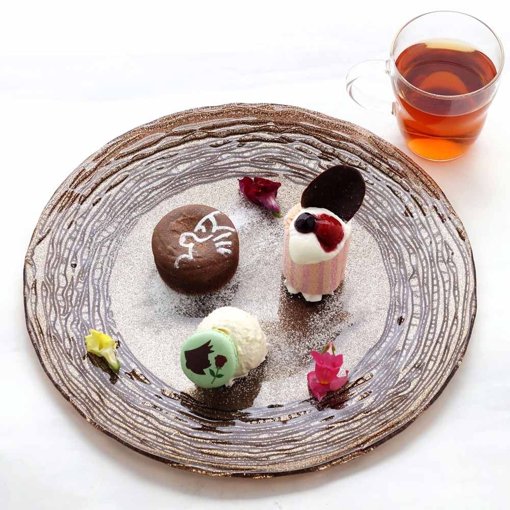 スネ夫のアフタヌーンティーセット（紅茶付）1,500円（税込）（C）Fujiko-Pro