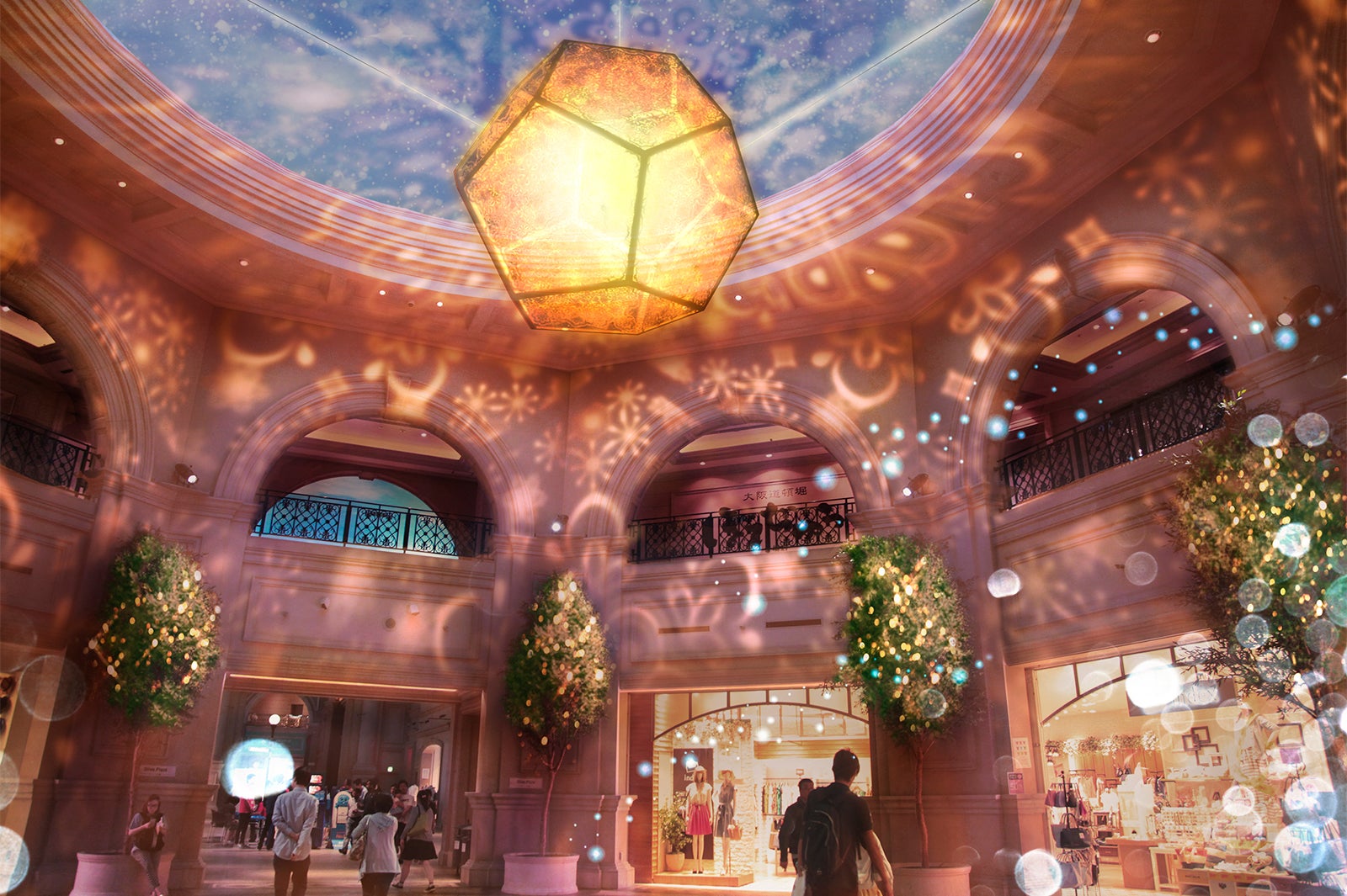 オリーブ広場（巨大ランプシェードによる光の演出）／画像提供：ヴィーナスフォート