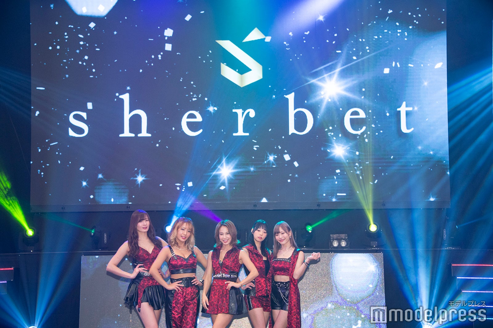 sherbet（左から）清瀬汐希、橋本梨菜、犬童美乃梨、青山ひかる、河路由希子 （C）モデルプレス