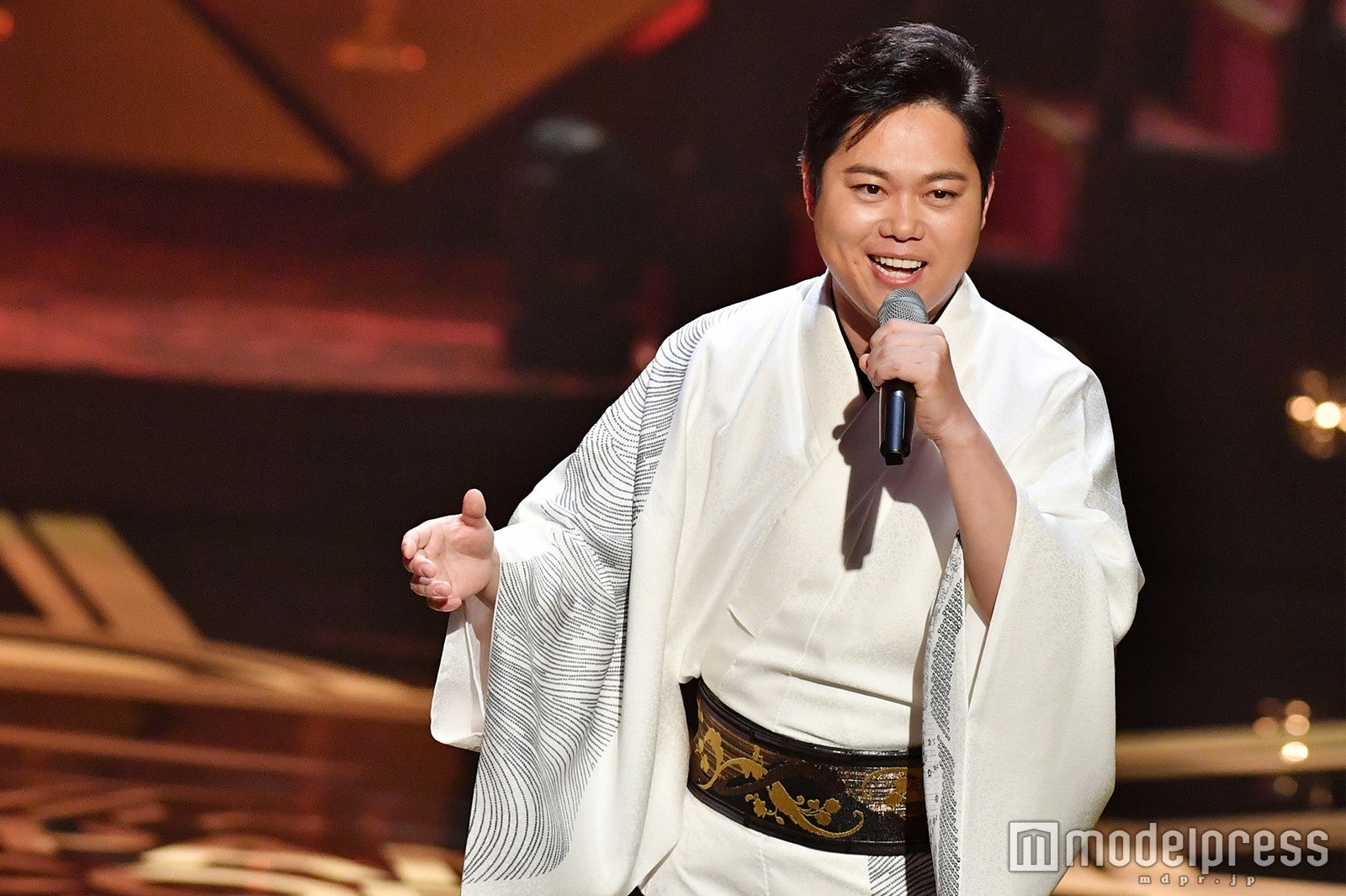 （C）モデルプレス