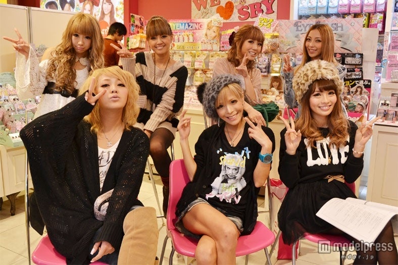 人気モデルたちに会える　生でダイエット、メイク法発信