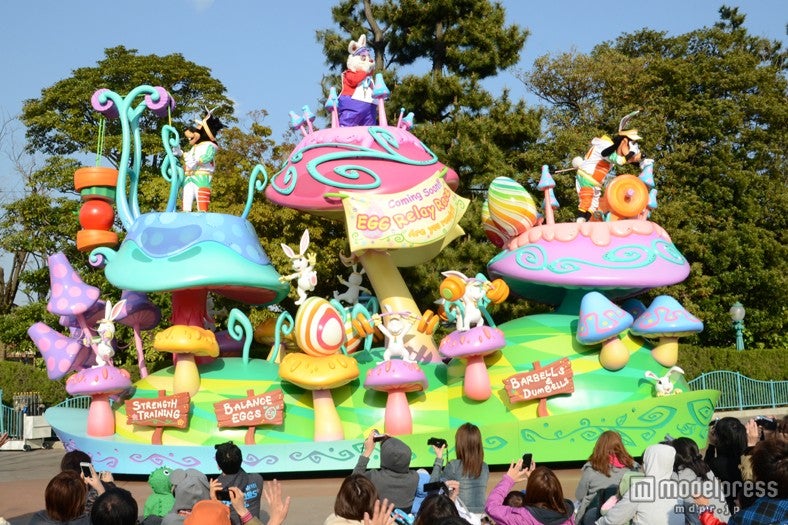 エッグレースに備えて体力作りをするジム