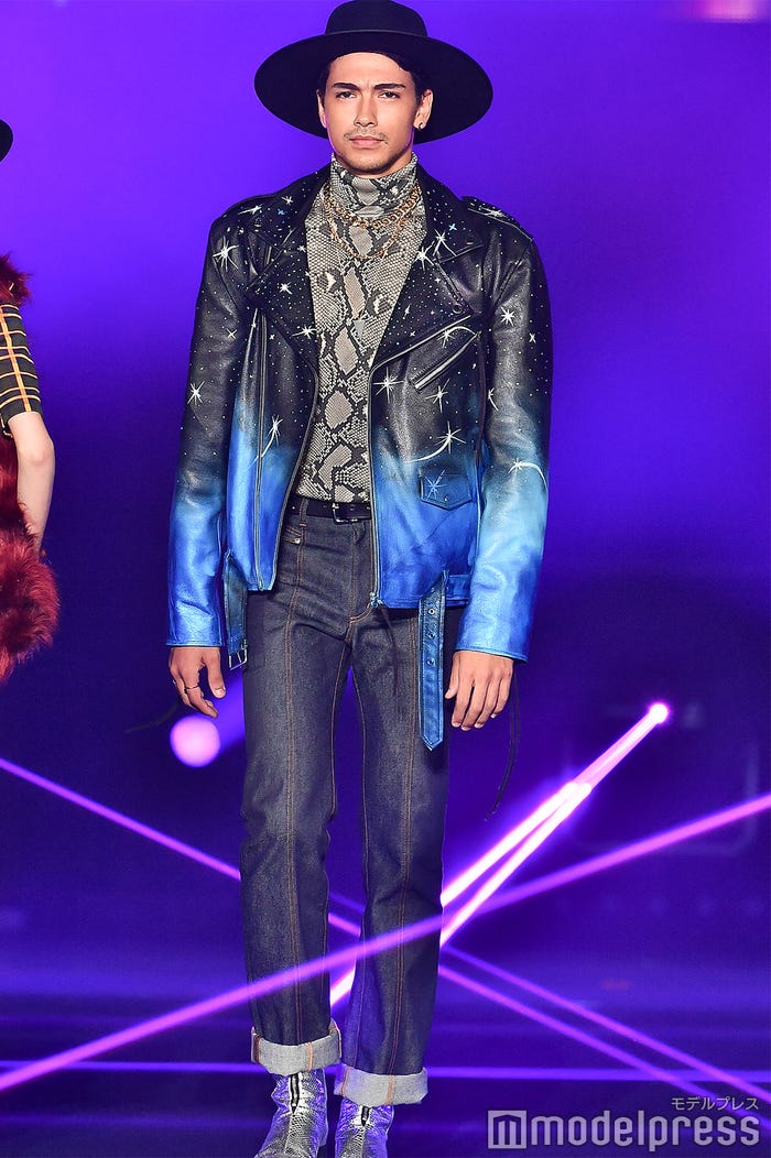 石倉ノア(C)モデルプレス