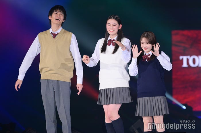 日向亘、八木莉可子、畑芽育(C)モデルプレス