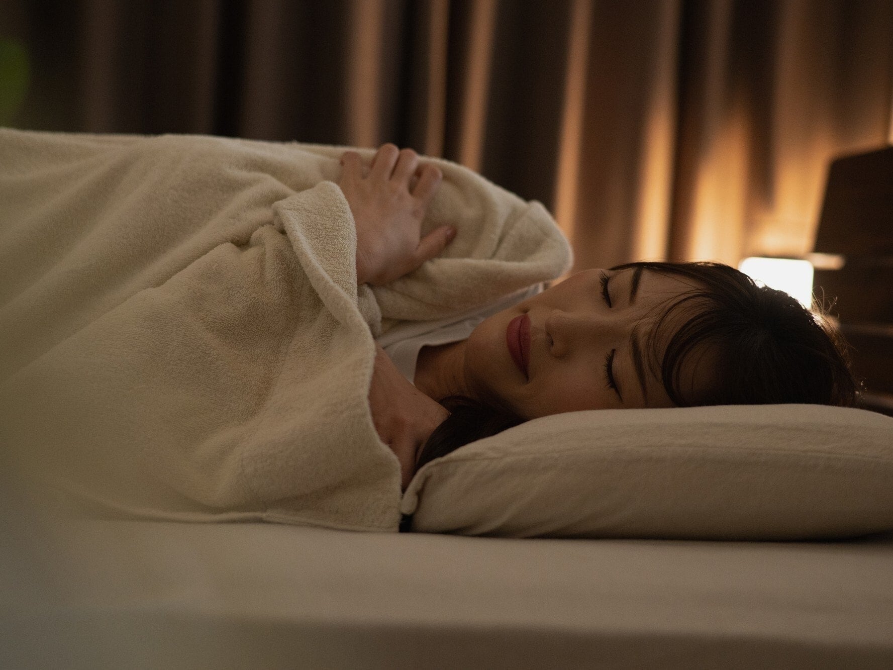 Q. 寒さで熟睡できません。冬も快眠するコツはありますか？【日本睡眠学会所属医師が回答】