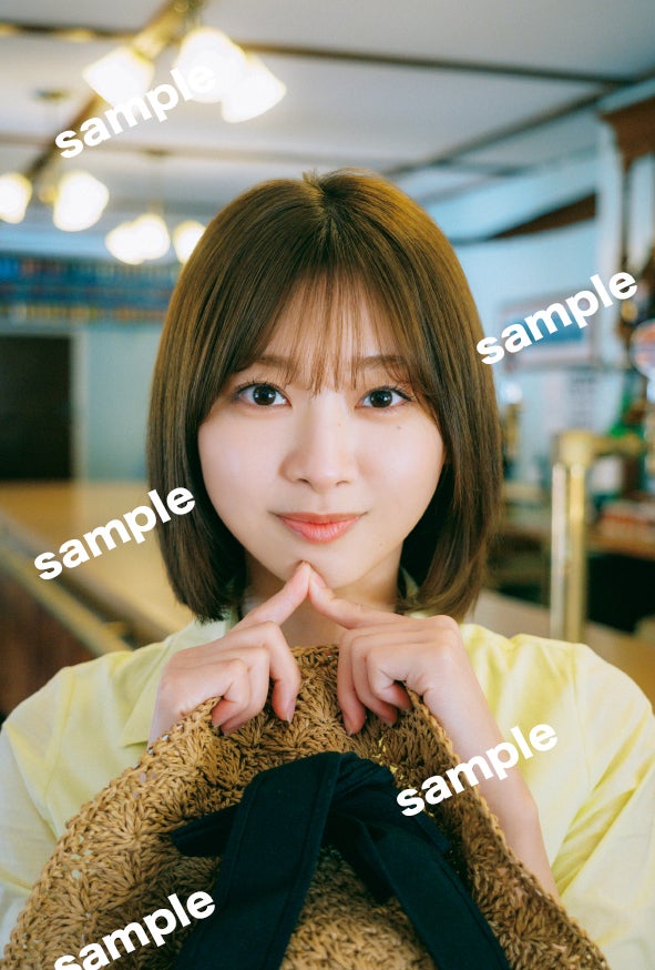 日向坂46富田鈴花、スタイル輝くボディスーツ姿カット解禁「体の