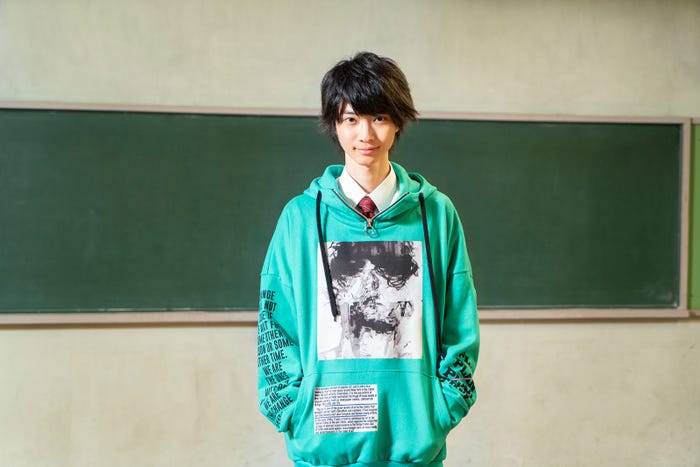 小野寺晃良(C)「都立水商!~令和~」製作委員会・MBS