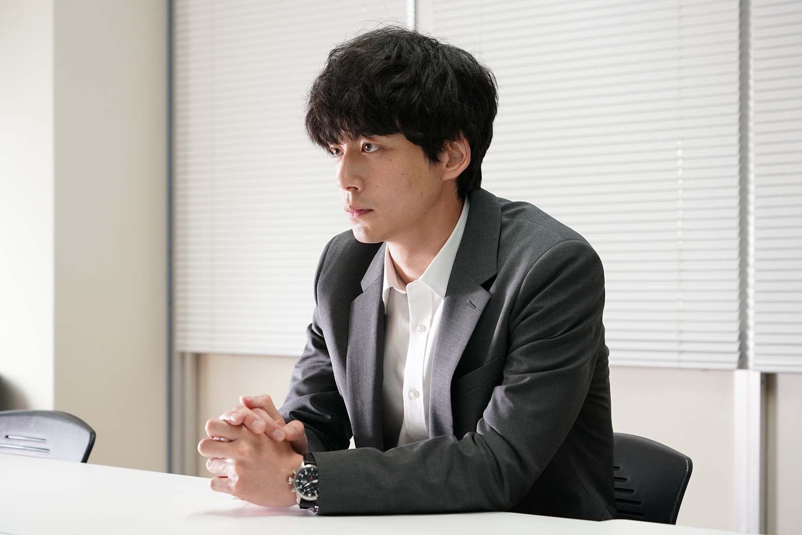 坂口健太郎「CODE―願いの代償―」第2話より（C）読売テレビ・日本テレビ