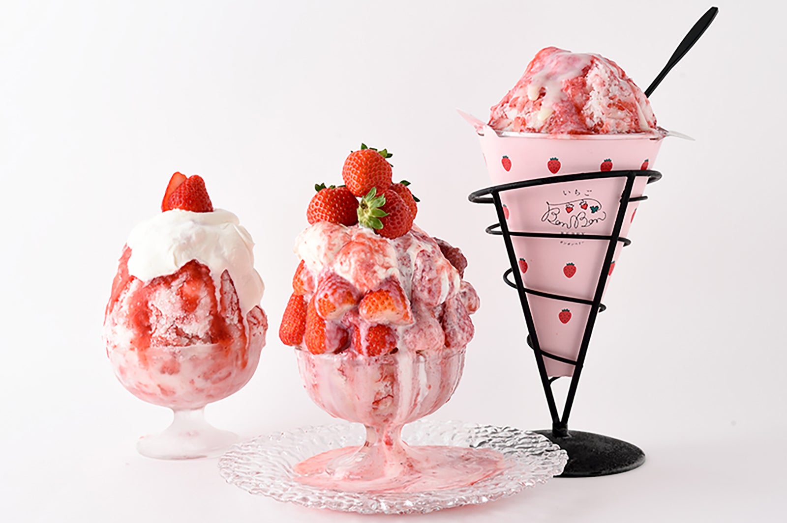 衝撃のいちご感 新感覚かき氷 いちごおり 登場 贅沢な丸ごといちご 濃厚ミルク氷 女子旅プレス