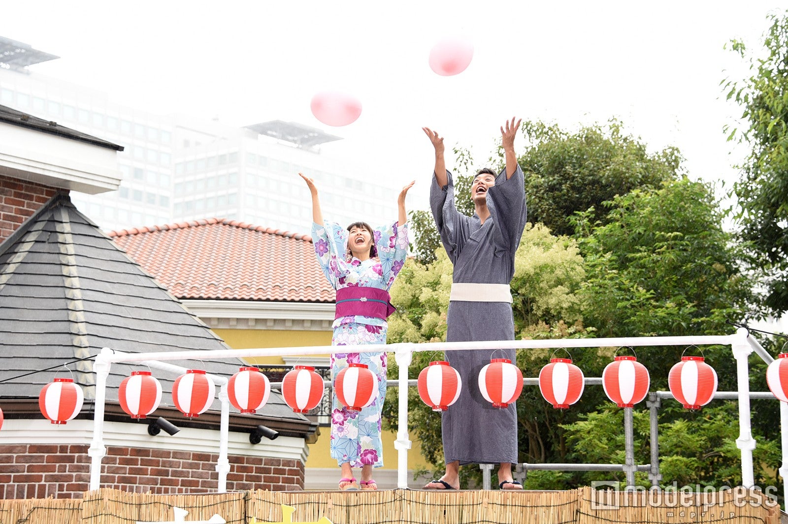 土屋太鳳、竹内涼真（C）モデルプレス