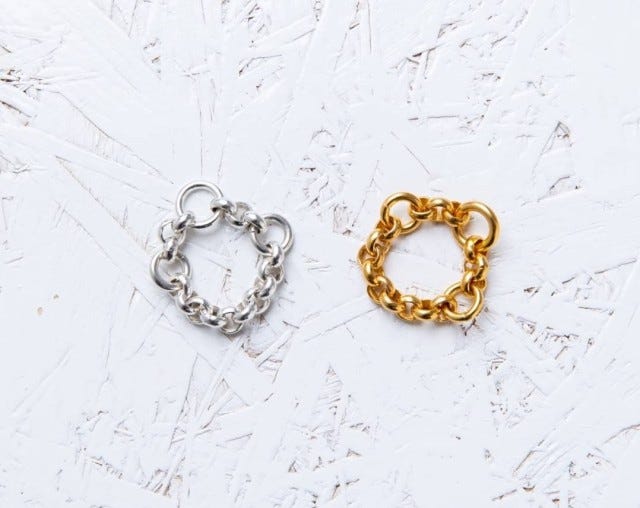 冬ネイル準備、できてる?プロが教える「ネイル×アクセサリー」3選