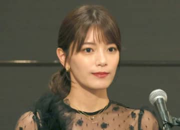 テレ朝・美人アナが衝撃の美ショット「脚長すぎワロタ」「見惚れます…」絶賛の声