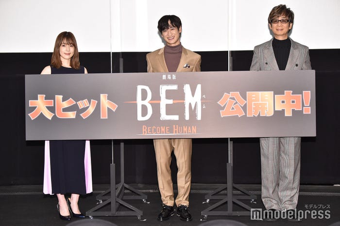 内田真礼、宮田俊哉、山寺宏一(C)モデルプレス