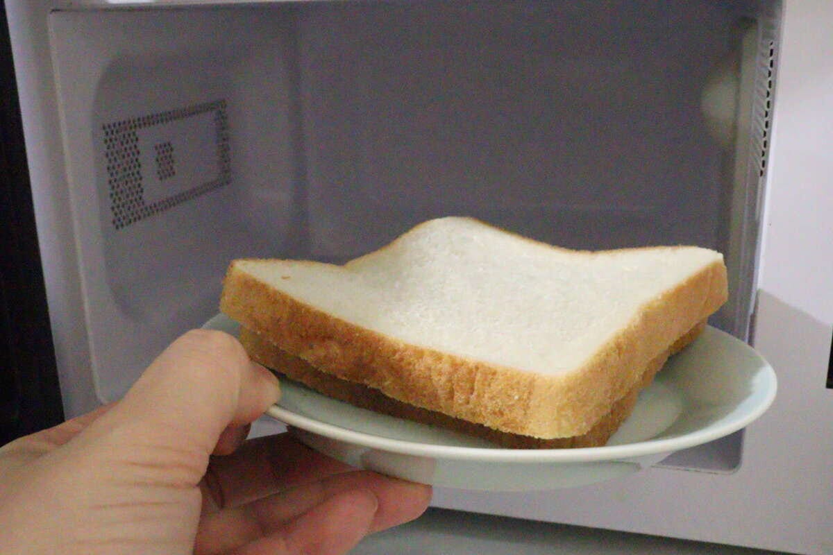 スタンプ付きサンドイッチメーカーKU　使用前の準備