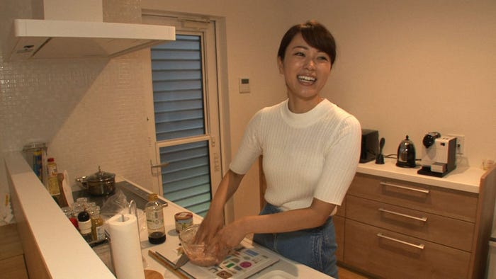 本田朋子に密着(C)TBS