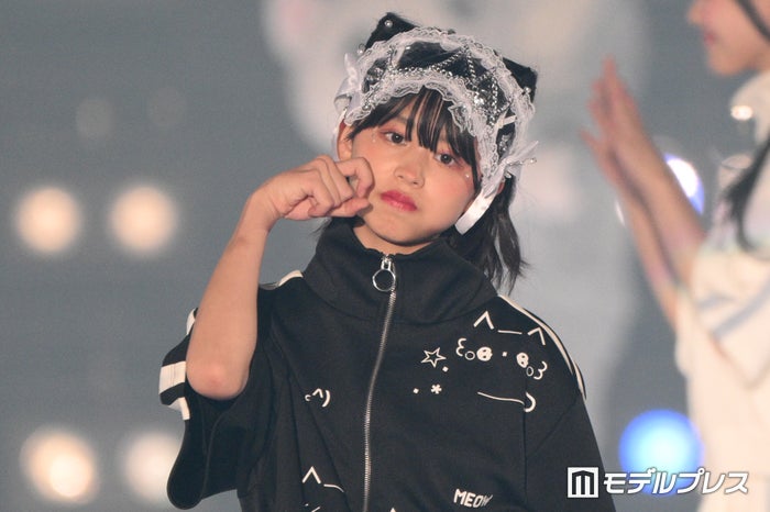 カジサック長女・梶原叶渚、ショートパンツからスラリ美脚披露 今年芸能界デビュー【関西コレクション 2024 A／W】